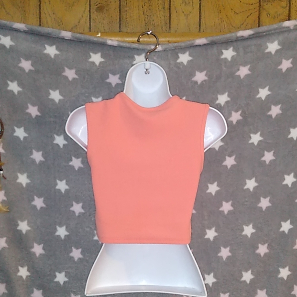 Crop top - Picture 2 of 2